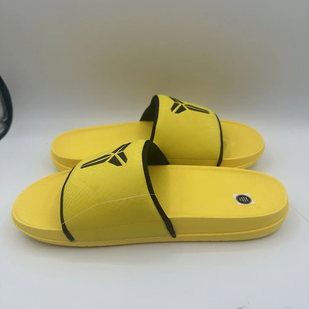Nike‎ Kobe Offcourt Slide Mens 9 Lightning Yellow/Black Sandals IF2870-700